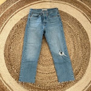 Levi Wedgie Straight Denim cropped